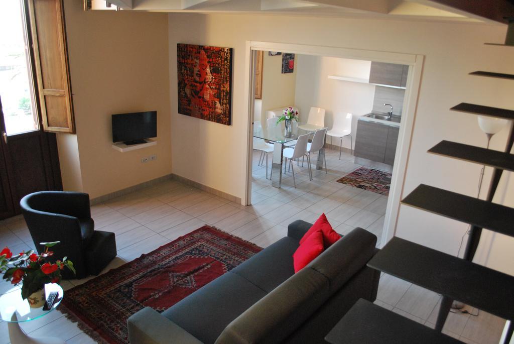 דירות קליארי Martihouse מראה חיצוני תמונה